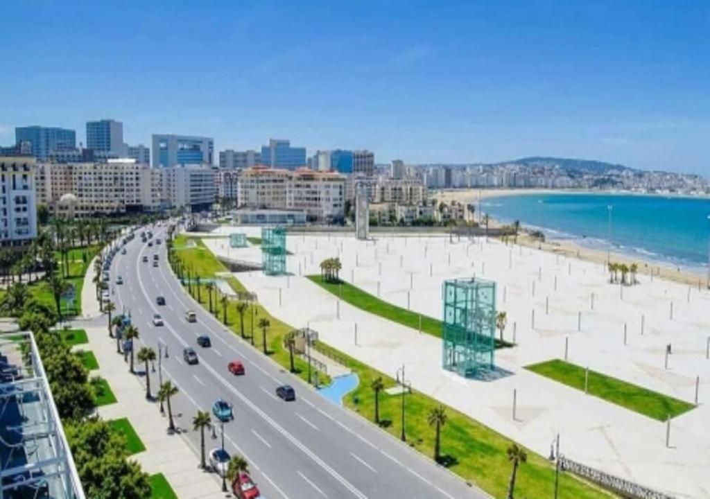 Ap 2Ch City Centre Parking En Face Hilton A Cote Du Plage Ταγγέρη Εξωτερικό φωτογραφία
